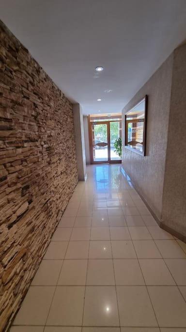 Ferienwohnung Piso En El Centro Con Vistas Al Mar Y Balcon Roses Exterior foto