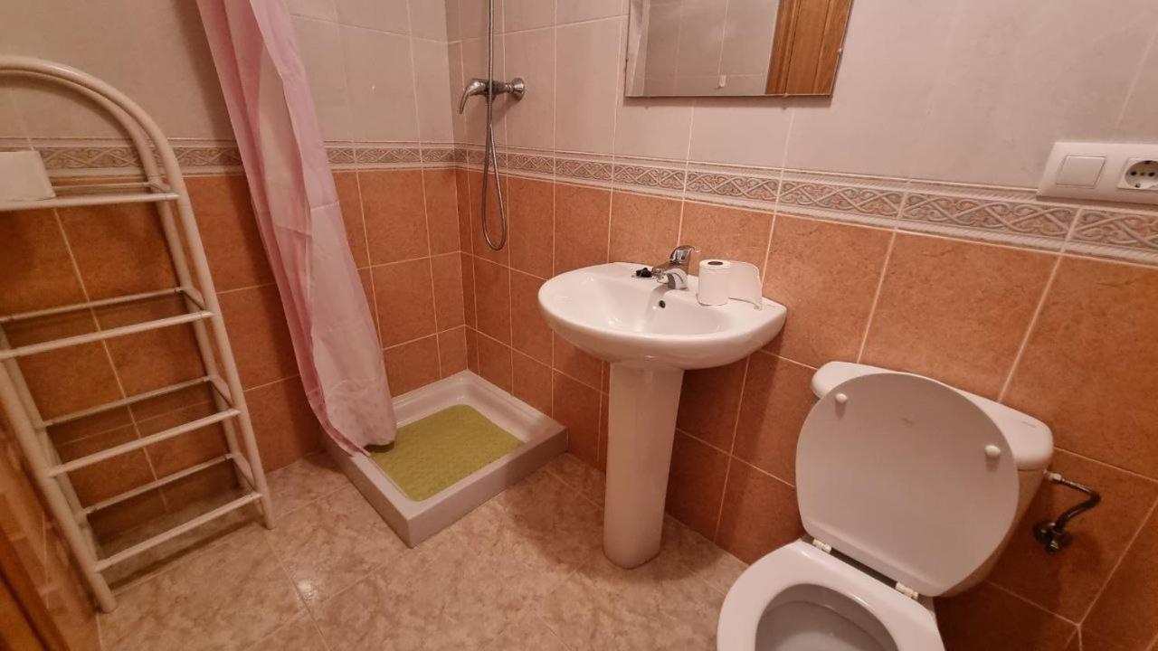 Ferienwohnung Piso En El Centro Con Vistas Al Mar Y Balcon Roses Exterior foto