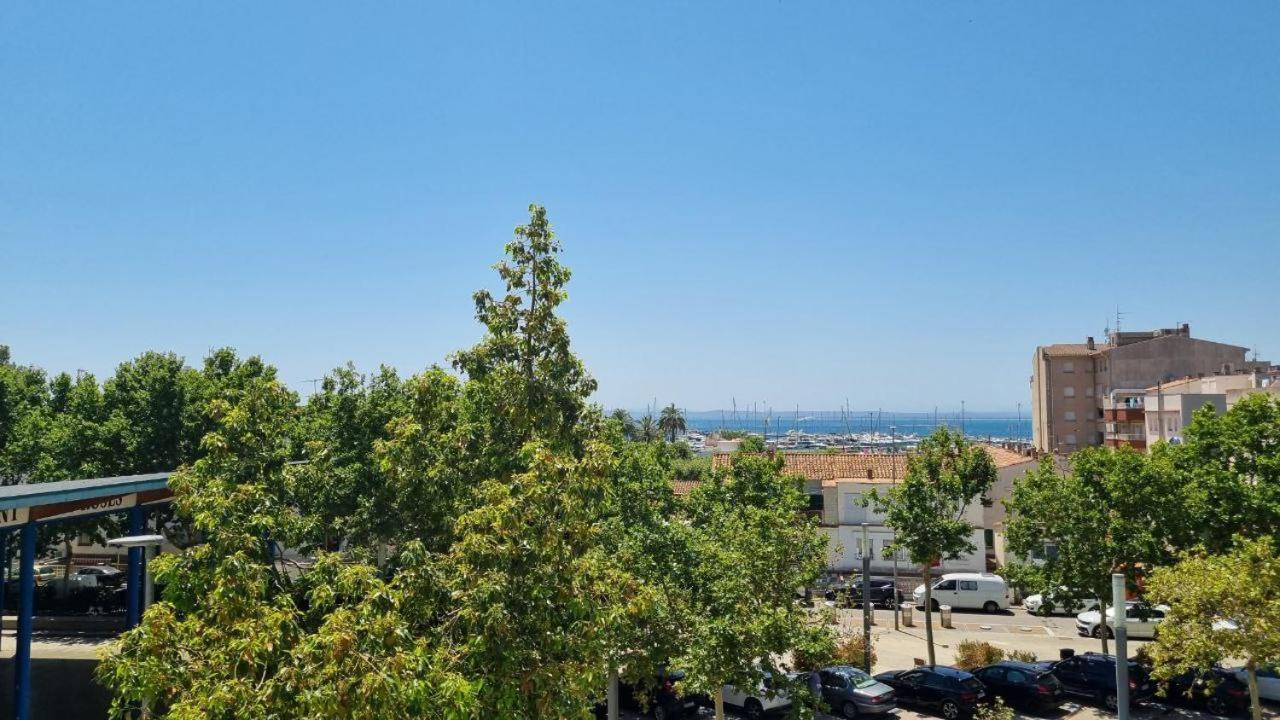 Ferienwohnung Piso En El Centro Con Vistas Al Mar Y Balcon Roses Exterior foto