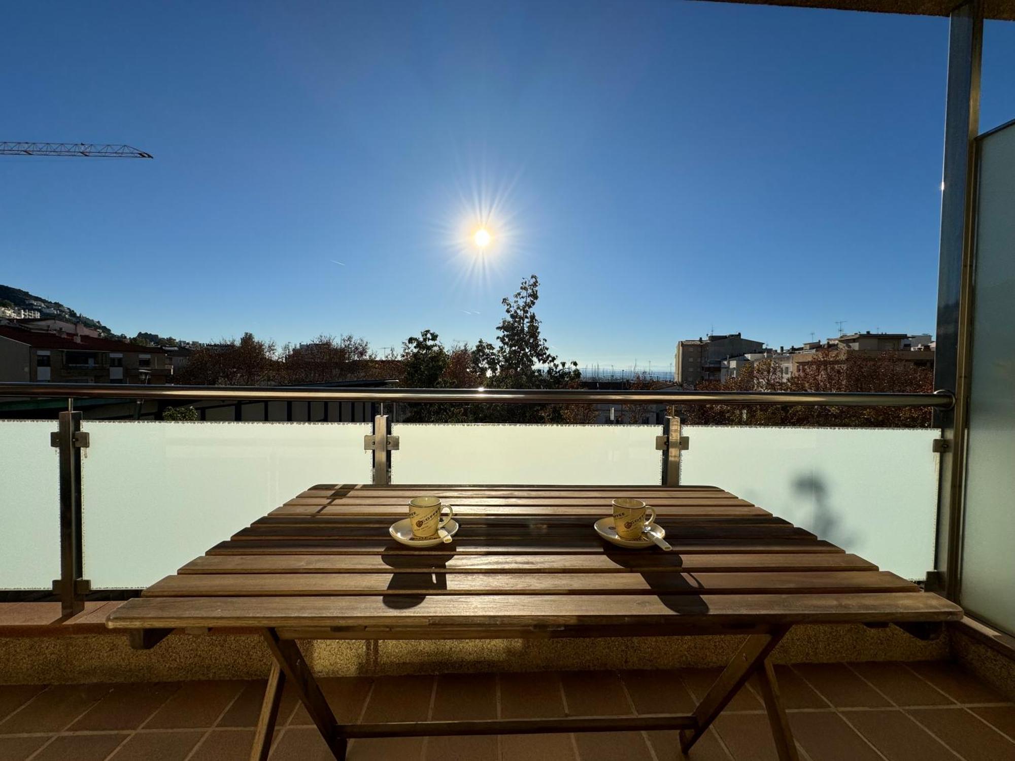 Ferienwohnung Piso En El Centro Con Vistas Al Mar Y Balcon Roses Exterior foto